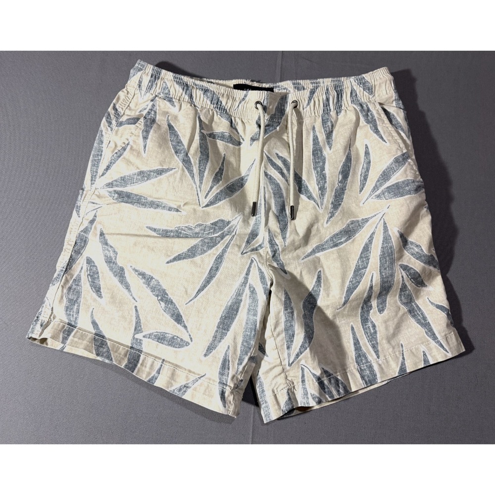 American Eagle Outfitters 7" Flex Lived-In Trekker Men's Small Shorts EUC